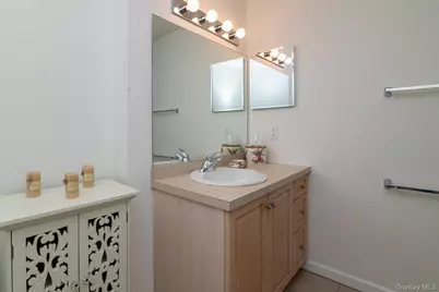 200 Woodcrest Lane #223, Mount Kisco, NY 10549 - Photo 13