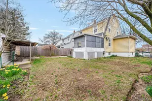 601 Hughes St, Bellmore, NY 11710 - Photo 21