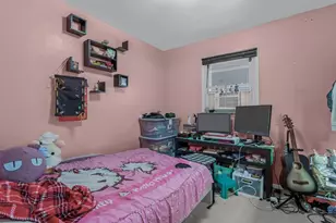 1543 Sweetman Ave, Elmont, NY 11003 - Photo 9