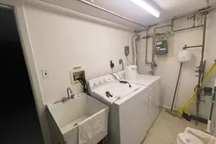 501 New Hyde Park Rd, New Hyde Park, NY 11040 - Photo 25