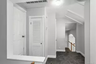 8 Hewitt Dr, Northport, NY 11768 - Photo 23