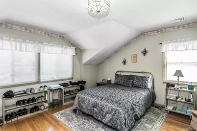 8 Hewitt Drive, Northport, NY 11768 - Photo 19
