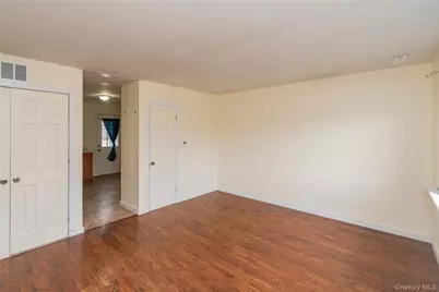 43 Lafayette Drive, New Windsor, NY 12553 - Photo 3