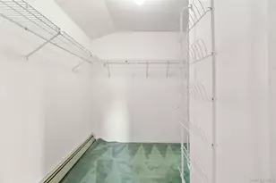 69 Amsterdam Rd, Smithtown, NY 11787 - Photo 15