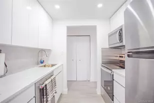 230 W Broadway, Long Beach, NY 11561 - Photo 13