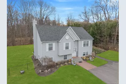 268 Holbrook Road, Ronkonkoma, NY 11779 - Photo 1