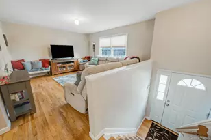 268 Holbrook Rd, Ronkonkoma, NY 11779 - Photo 17