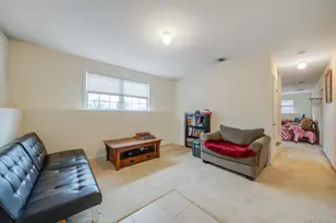 268 Holbrook Rd, Ronkonkoma, NY 11779 - Photo 33