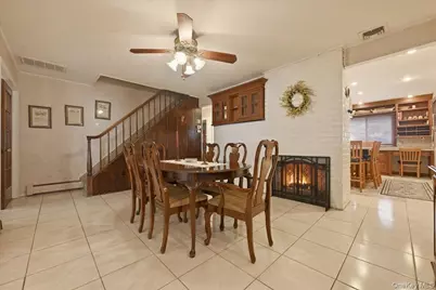 12 Woodgreen Lane, Wantagh, NY 11793 - Photo 9