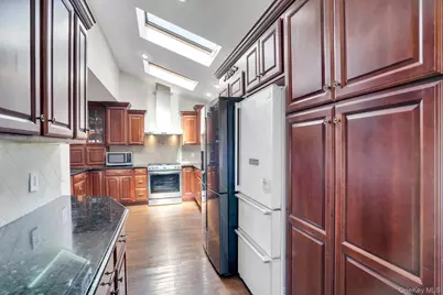 12 Bagatelle Road, Dix Hills, NY 11746 - Photo 19