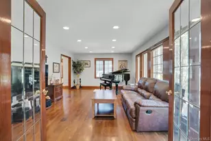 12 Bagatelle Rd, Dix Hills, NY 11746 - Photo 23