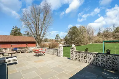 12 Bagatelle Road, Dix Hills, NY 11746 - Photo 41