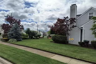 14 High St, Farmingdale, NY 11735 - Photo 41