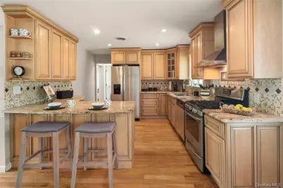 4 Richard Terrace, Hartsdale, NY 10530 - Photo 15