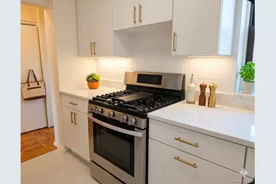 1853 Central Park Avenue #3J, Yonkers, NY 10710 - Photo 11