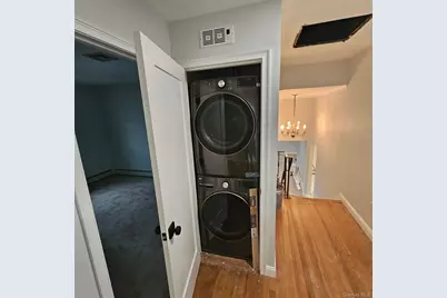 121 Henry Street, Massapequa, NY 11758 - Photo 11