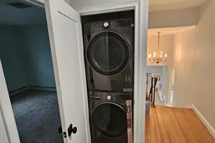 121 Henry St, Massapequa, NY 11758 - Photo 11