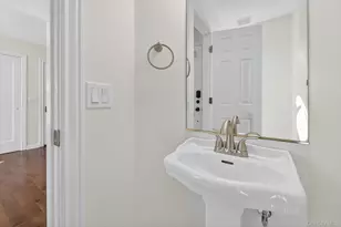 2 Lake Marie Ln, Bedford Hills, NY 10507 - Photo 9