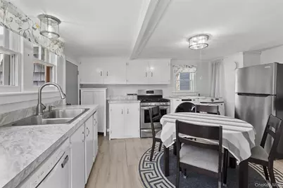 2100 Bay Avenue, Mattituck, NY 11952 - Photo 5