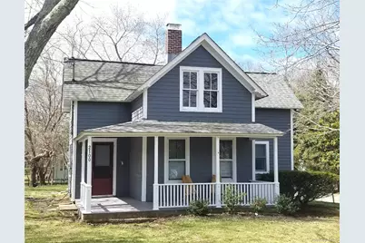 2100 Bay Avenue, Mattituck, NY 11952 - Photo 1