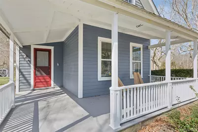 2100 Bay Avenue, Mattituck, NY 11952 - Photo 3