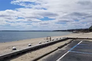 2100 Bay Ave, Mattituck, NY 11952 - Photo 15