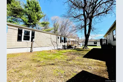 723 Beekman Road #42, Hopewell Junction, NY 12533 - Photo 3