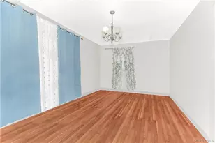 1389 E 233rd St, Bronx, NY 10466 - Photo 11