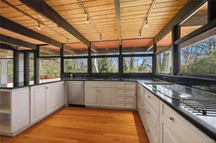 8 Dolphins Rise, Lloyd Harbor, NY 11743 - Photo 5