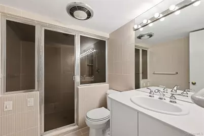 8 Dolphins Rise, Lloyd Harbor, NY 11743 - Photo 19