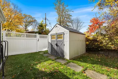 32 Homeside Lane, White Plains, NY 10605 - Photo 3