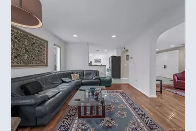 21 Linden Avenue, Kings Park, NY 11754 - Photo 7