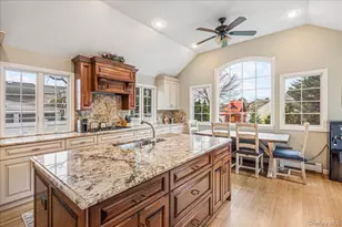 24 Walden Ave, Jericho, NY 11753 - Photo 9