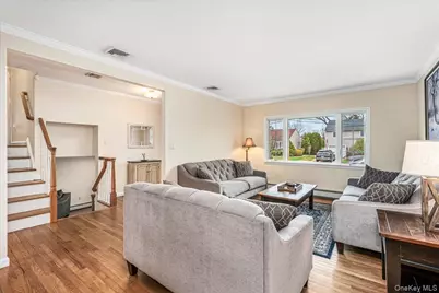 24 Walden Avenue, Jericho, NY 11753 - Photo 5