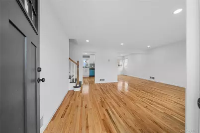 78 Layton Street, Freeport, NY 11520 - Photo 5