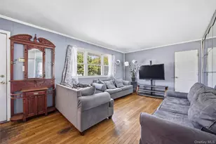 332 Half Mile Rd, Central Islip, NY 11722 - Photo 5