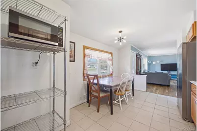 332 Half Mile Road, Central Islip, NY 11722 - Photo 11