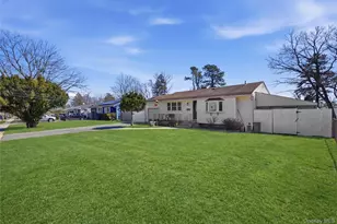 332 Half Mile Rd, Central Islip, NY 11722 - Photo 3