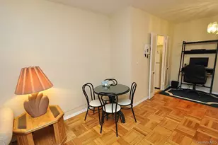 260 Garth Rd, Scarsdale, NY 10583 - Photo 15