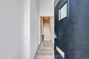 105-31 150th St, Jamaica, NY 11435 - Photo 29