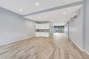 105-31 150th St, Jamaica, NY 11435 - Photo 21