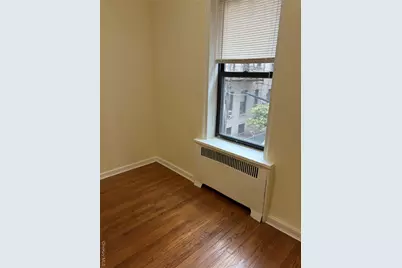 30-06 29th Street #2R, Astoria, NY 11102 - Photo 11