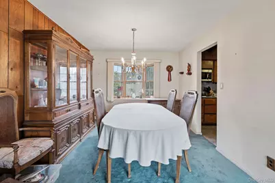 280 Hilda Street, East Meadow, NY 11554 - Photo 5