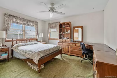 280 Hilda Street, East Meadow, NY 11554 - Photo 17