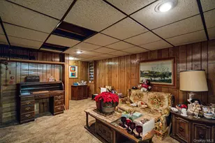 280 Hilda St, East Meadow, NY 11554 - Photo 13