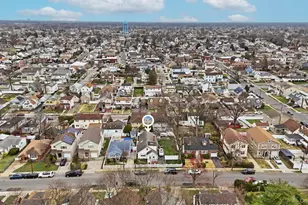 357 Kirkman Ave, Elmont, NY 11003 - Photo 29