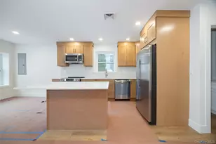 1 Dean Pl, Poughkeepsie, NY 12601 - Photo 9