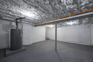 1 Dean Pl, Poughkeepsie, NY 12601 - Photo 25