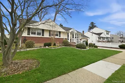 1795 Madison Avenue, North Bellmore, NY 11710 - Photo 29