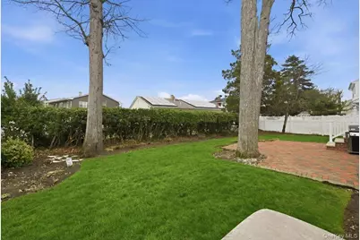 1795 Madison Avenue, North Bellmore, NY 11710 - Photo 25